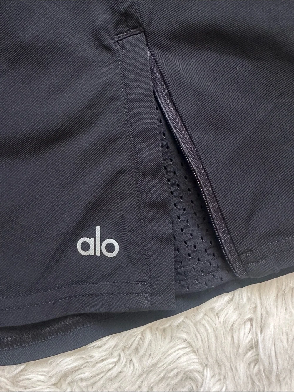 Alo Yoga In The Lead Skirt Mini Skort Adjustable Waistband Athleisure Black